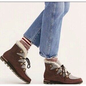 Sorel Sneakchic Alpine Lace-Up Boots 9 Maroon Shearling Lined Chukka EUC